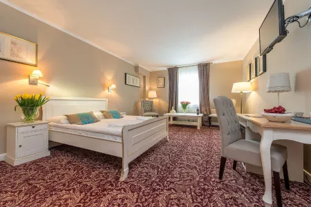 Riviera Resort Airport Modlin