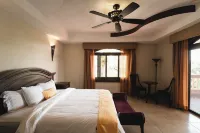 Hotel El Reith Lake Hotels in Caña de Castilla