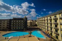 Topaz Hotel - Pools