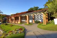 Hotel São Sebastião da Praia Hotel dekat Avai Esporte Shopping