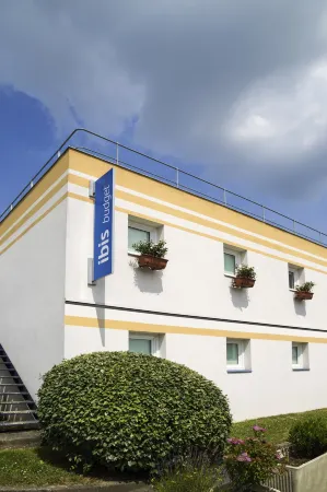 Ibis Budget Versailles Château Saint-Cyr