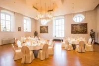 Schlosshotel Weilburg Hotels in Weilburg