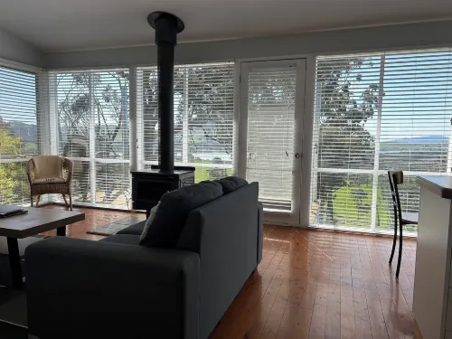 Burnt Creek Cottages - Mountain view