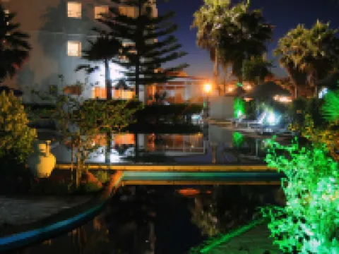 ريزيدنس كورال رويال بلاج فنادق في طبرقة