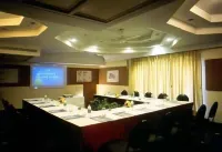 阿杰梅爾曼興宮殿飯店 - 酒吧