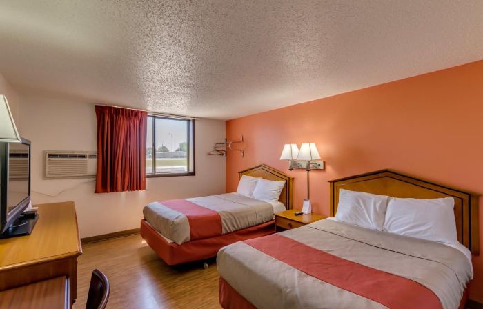 Motel 6 Albert Lea, MN