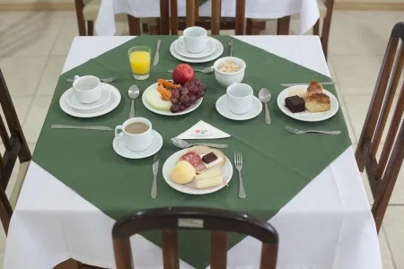 Hotel Itajaí Tur - Itajaí Navegantes