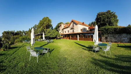 Rectoral de Fofe Отели в г. Кресьенте