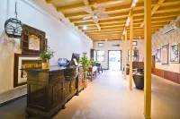 Sarang Paloh Heritage Stay