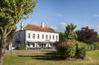 Cocoon Inn Hotels in Berck