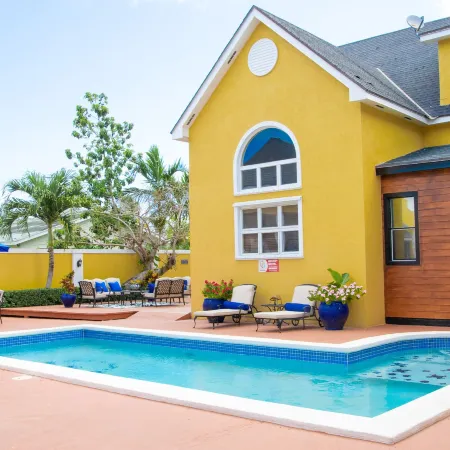 Brownstone Marlin Drive