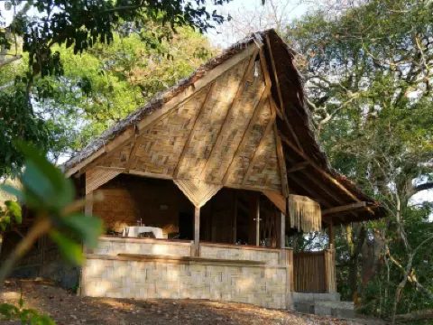 Mahun on the Lagoon Bungalows Hotels in 