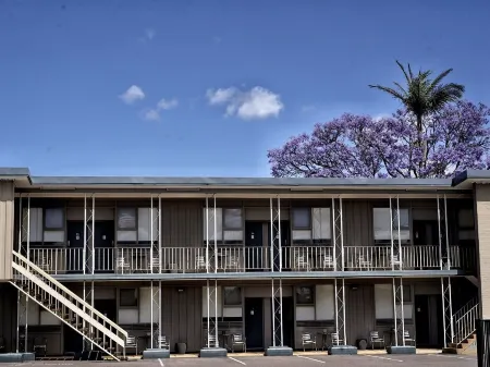 Country Motor Inn Отели в г. Синглтон