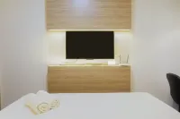 High Floor Studio Apartment at Orchard Tower Supermall Mansion