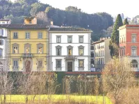 Serristori Palace Residence Hotels in San Niccolo