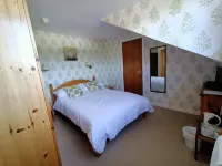 The Harp Inn Hotel di 
