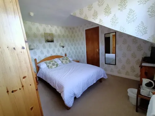 The Harp Inn Hotels in Glasbury