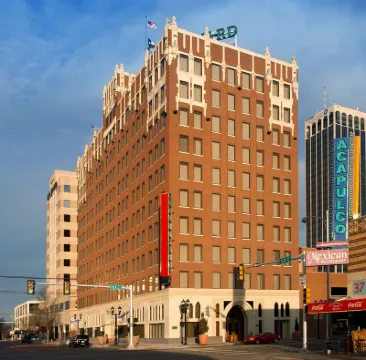 Courtyard Amarillo Downtown Hotel dekat Kebun Binatang Amarillo