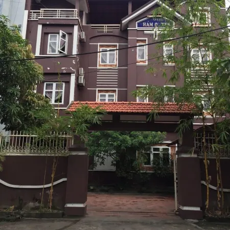 Nha Nghi Tham Quyen