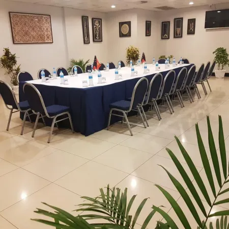 Paddy's Hotel & Apartments Отели рядом с достопримечательностью «Заповедник Порт-Морсби»