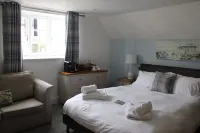 The White Lion Hotel di 