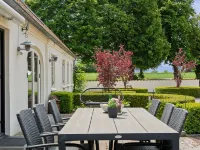 "Malinda" - 500m from the Sea
