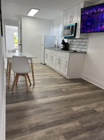 Crystal Sands Apartments