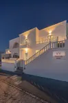 Nevma Suites Hôtels à proximité de : Fira