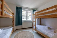 Huswell - Apartment for 6 Person in Knokke with Parking