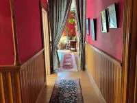 Haslett House Hotels in Minden