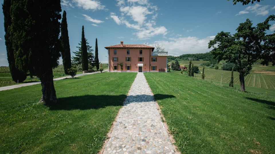 Casale in Collina