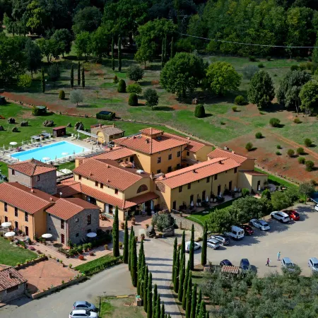 Hotel & Restaurant Casolare le Terre Rosse
