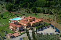 Hotel & Restaurant Casolare le Terre Rosse