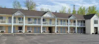Thunderbird Inn of Mackinaw City - Lemmikkieläimet sallittu