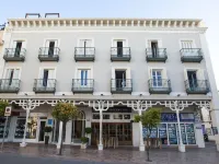 Hotel Plaza Cavana فنادق في نيرخا