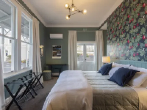 The Vicarage Geraldine Hotels in Geraldine