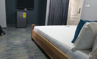 Trapezium Lodge (Royal Triangle Guest House Annex)