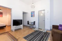 Unique 1 Bedroom Apartment by Pillo Rooms - Apartments