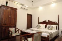 Limra Hotels in Lakavali
