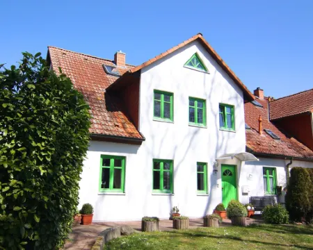 Appartementhaus Kranichblick in Breege Hotels in Breege
