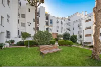 Sunny Flat with Pool by Costarentals - Ref 96