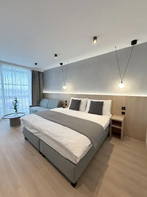 Marshall Golf & Wellness Hotel Hotels near Loket Castle