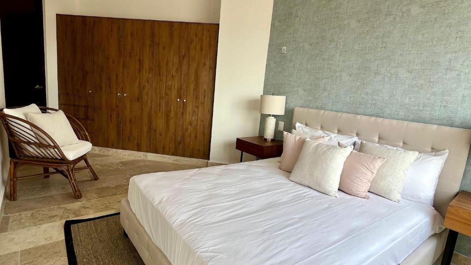 Penthouse Navela 405, by Cercana