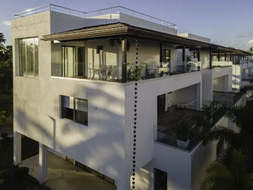 New Beachfront Penthouse by Redawning