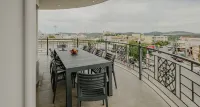 Jaax Apartment Airport by Airstay