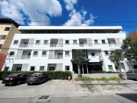 Matini Premium Hotel @Khlong 1 Hotels near RANGSIT