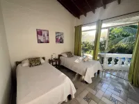 Coral House San Andres Hotels in San Luis