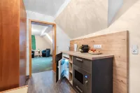 Schieners Hotel & Apfelhof Apartments Các khách sạn ở Wemding