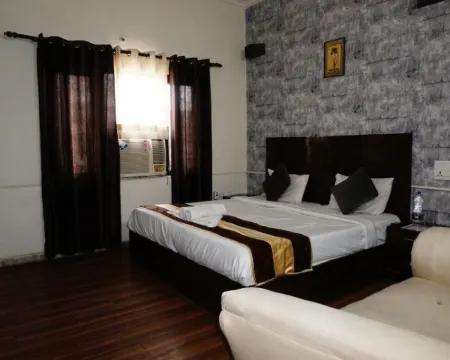 hotel ashi Hotel di Satna