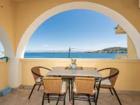 Apartment by the Sea and with Beautiful View, 2 Bedrooms, 4 Persons Hotels in Kali